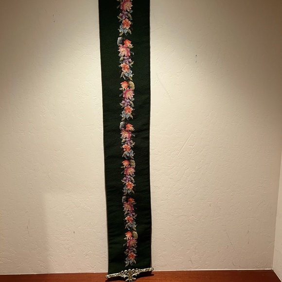 Vintage Needlepoint Green Floral & Velvet Wall Decor~Runner - Picture 6 of 10